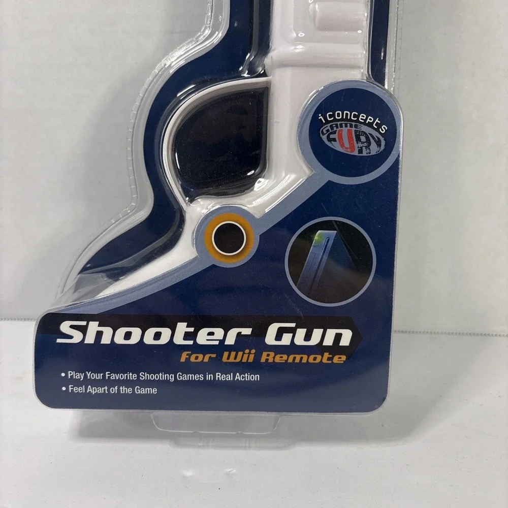iConcepts Game Fury Shooter Gun for Nintendo Wii Remote White Sakar wii-103 NEW